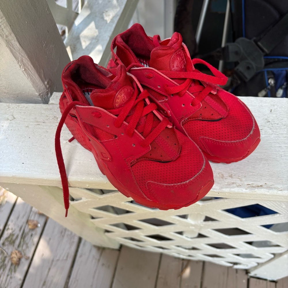 Hurraches 13.5Y